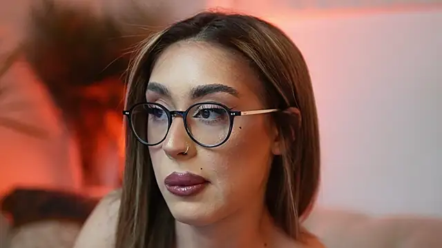 AileenKiss online show from April 2026 08:05:02 PM