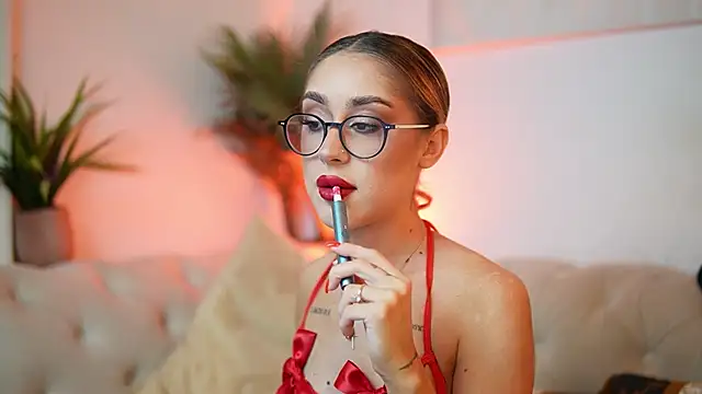 AileenKiss online show from November 2025 07:19:01 PM