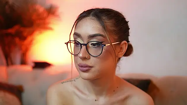 AileenKiss online show from June 2026 08:14:02 PM