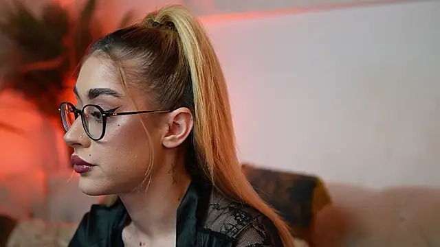 AileenKiss online show from March 2026 10:17:01 PM