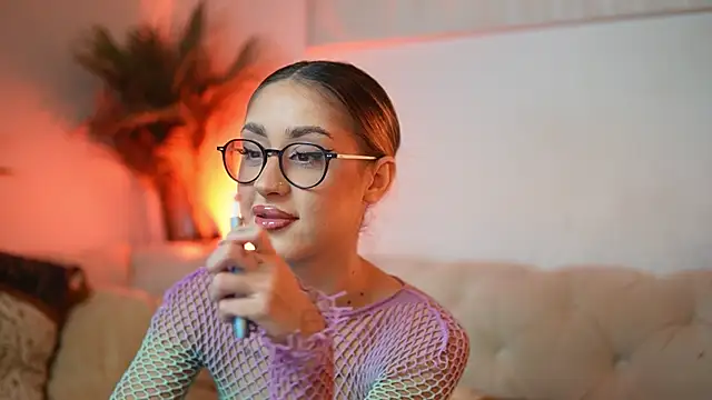 AileenKiss online show from December 2025 09:17:02 PM