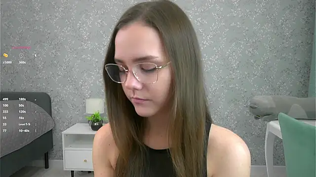 SweetSaraPie online show from November 2025 07:18:01 PM