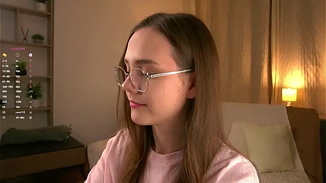 SweetSaraPie online show from March 2026 06:09:02 PM