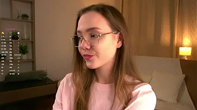 SweetSaraPie online show from February 2026 06:07:02 PM