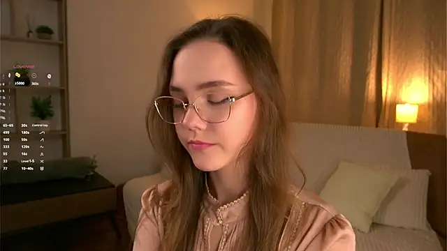 SweetSaraPie online show from March 2026 06:10:01 PM