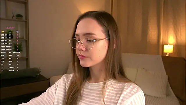 SweetSaraPie online show from February 2026 05:57:01 PM