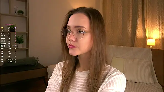 SweetSaraPie online show from March 2026 06:02:01 PM