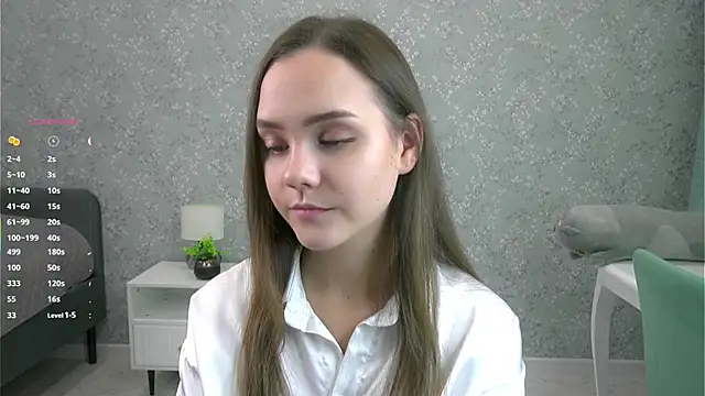 SweetSaraPie online show from October 2025 07:11:01 PM