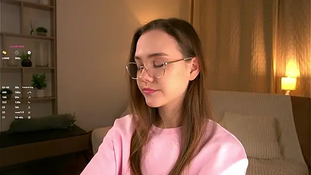 SweetSaraPie online show from March 2026 06:03:02 PM