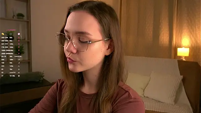 SweetSaraPie online show from February 2026 05:00:02 PM