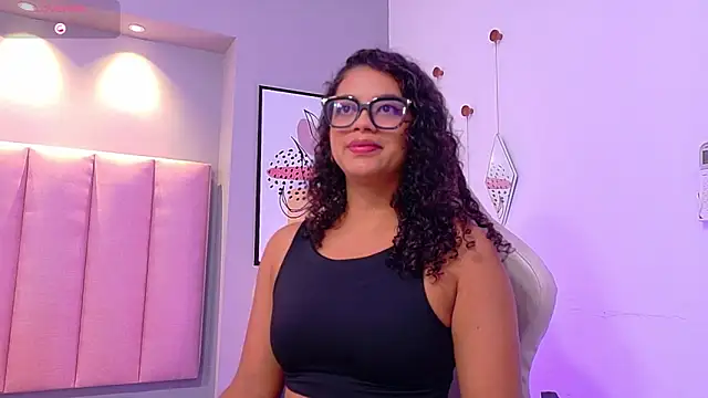 CamilaLevy online show from November 2025 12:09:01 PM