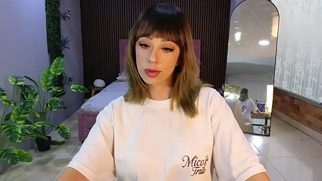 sexengel lisa online show from February 2026 09:01:01 PM