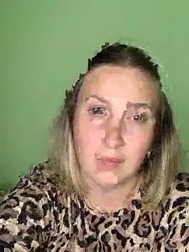 KristyFlowerX online show from October 2025 12:17:02 PM