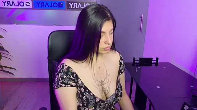 Violetta Swett  online show from November 2025 01:26:02 PM