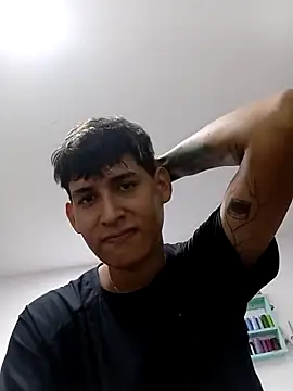 Luisneljc online show from February 2026 04:51:02 PM