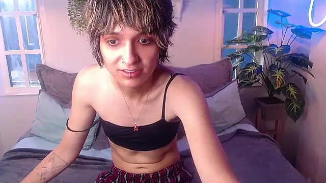 noellee   online show from October 2025 01:54:02 PM