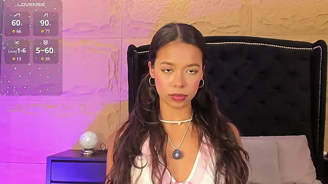 naomi hill1 online show from November 2025 09:47:01 PM