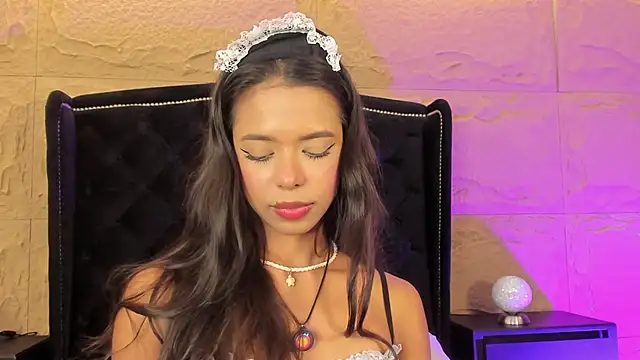 naomi hill1 online show from December 2025 10:20:01 PM