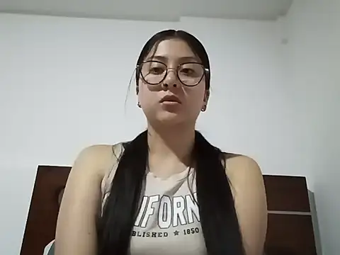 lil mila online show from November 2025 02:59:01 AM