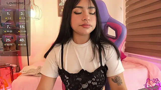 emma soffia online show from March 2026 06:55:01 PM