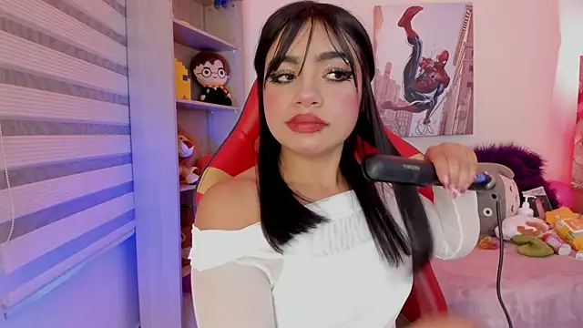 emma soffia online show from December 2025 01:22:02 AM