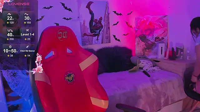 emma soffia online show from October 2025 07:48:02 PM