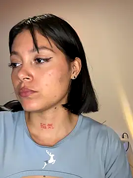 Qadeshoficial online show from November 2025 09:04:01 PM