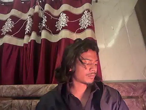 Ujjwallkumar0069 online show from December 2025 08:21:01 PM