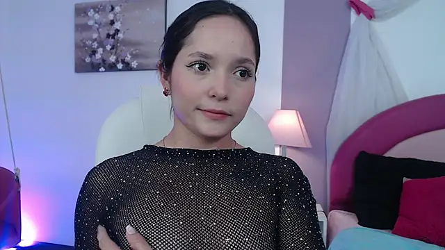 Suzy1  online show from April 2026 07:28:02 PM