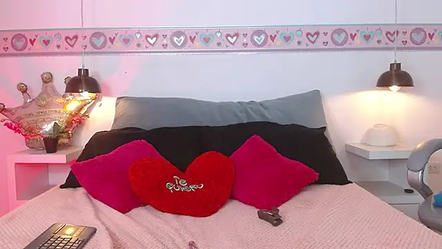 Suzy1  online show from February 2026 07:22:01 PM