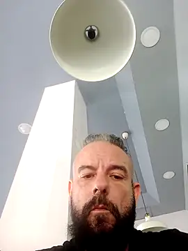 kikecastella online show from October 2025 11:45:02 AM