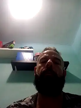 kikecastella online show from October 2025 11:39:02 PM