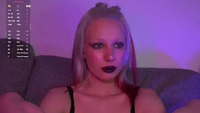 RanyThomson online show from May 2026 04:24:01 PM