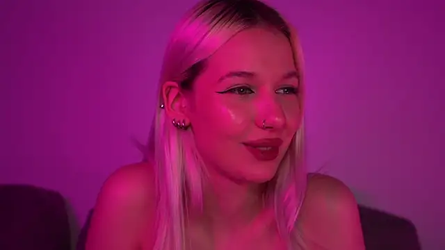 RanyThomson online show from April 2026 06:20:02 PM