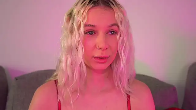 RanyThomson online show from April 2026 08:05:02 AM