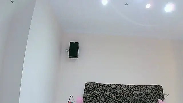 Snapshot of Kim50 chatting on October 2025 05:10:01 PM Kim50 online show from October 2025 05:10:01 PM