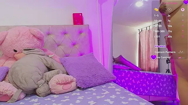 SoofiKiss online show from July 2026 07:47:02 PM
