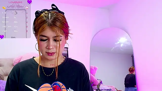 SoofiKiss online show from October 2025 11:35:02 PM