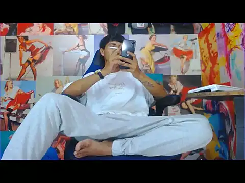 Snapshot of dazo_vnzl12 chatting on December 2025 02:10:02 AM dazo vnzl12 online show from December 2025 02:10:02 AM