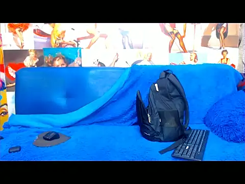 Snapshot of dazo_vnzl12 chatting on October 2025 12:13:02 PM dazo vnzl12 online show from October 2025 12:13:02 PM