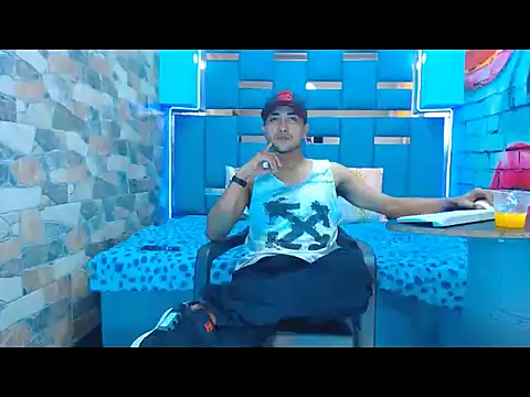 Snapshot of dazo_vnzl12 chatting on October 2025 06:30:02 PM dazo vnzl12 online show from October 2025 06:30:02 PM