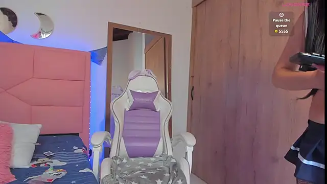 BabyDollvibes online show from October 2025 05:56:02 PM