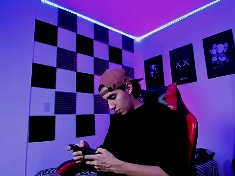 Snapshot of jeycobb chatting on November 2025 11:03:01 PM jeycobb online show from November 2025 11:03:01 PM