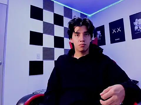 Snapshot of jeycobb chatting on November 2025 12:32:02 PM jeycobb online show from November 2025 12:32:02 PM