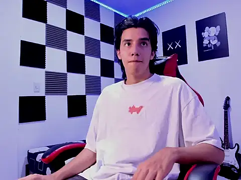 jeycobb online show from December 2025 03:58:02 PM