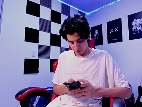 Snapshot of jeycobb chatting on December 2025 12:04:01 PM jeycobb online show from December 2025 12:04:01 PM