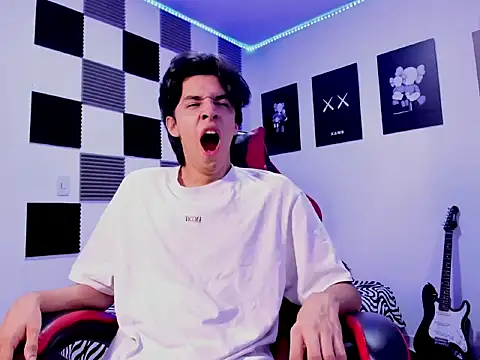 Snapshot of jeycobb chatting on November 2025 12:09:02 PM jeycobb online show from November 2025 12:09:02 PM