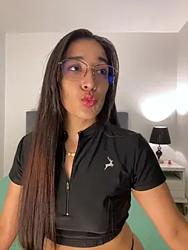 SabrinaEvanss  online show from May 2026 07:54:02 PM