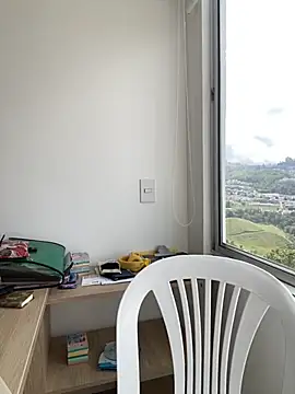 Snapshot of SabrinaEvanss_ chatting on October 2025 04:04:01 PM SabrinaEvanss online show from October 2025 04:04:01 PM