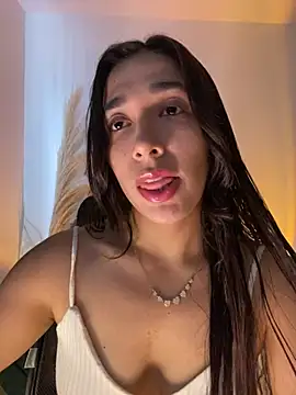 SabrinaEvanss  online show from July 2026 09:15:01 PM